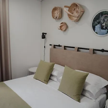 88 Guest house 3*